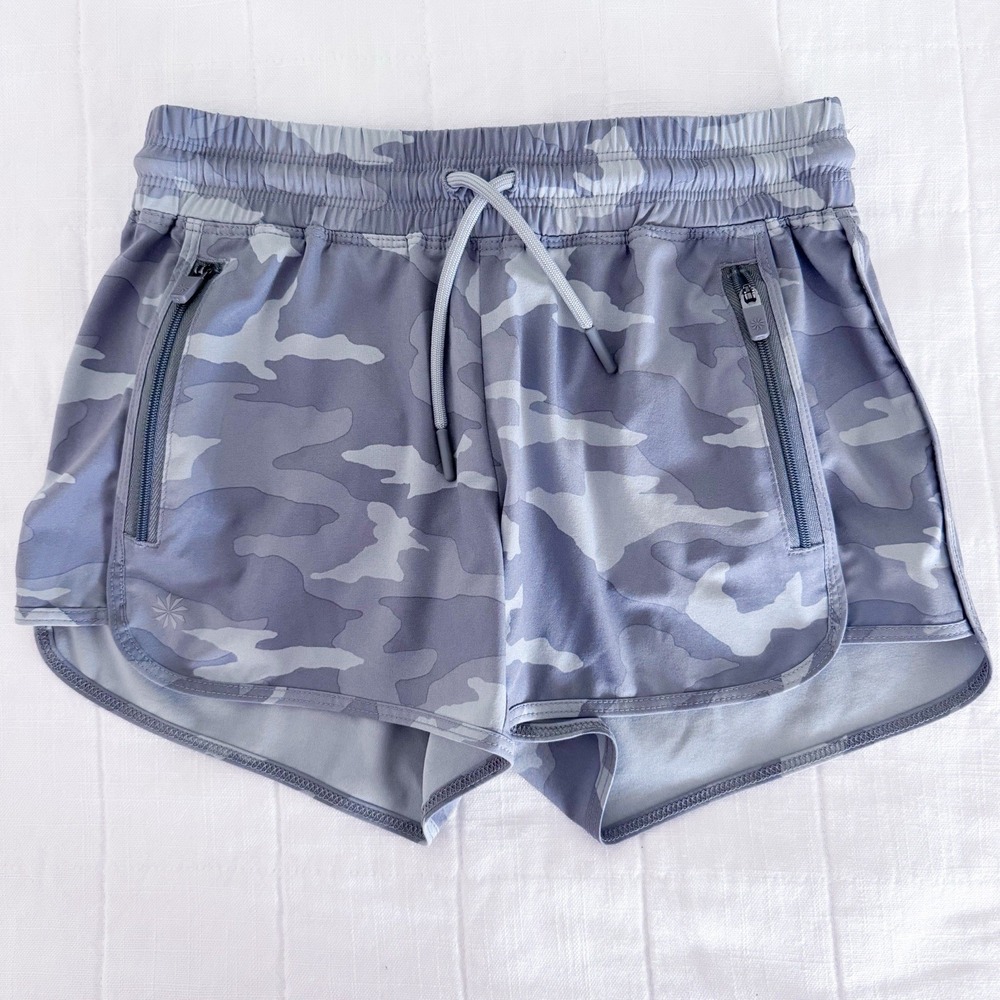 Athleta GIRL All‎ Play Camo 3" Shorts Size M 8/10 Drawstring Athletic MEDIUM